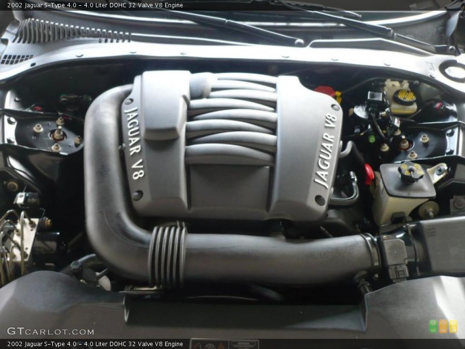 4.0 Liter DOHC 32 Valve V8 Engine for the 2002 Jaguar S-Type #38571988