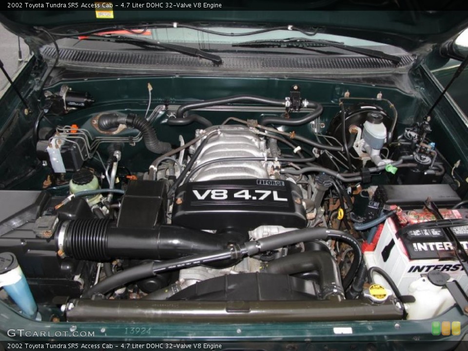 4.7 Liter DOHC 32-Valve V8 Engine for the 2002 Toyota Tundra #38672767