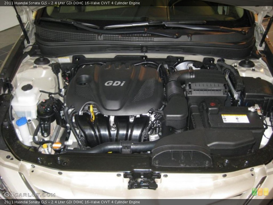 2.4 Liter GDI DOHC 16-Valve CVVT 4 Cylinder Engine for the 2011 Hyundai Sonata #38685194