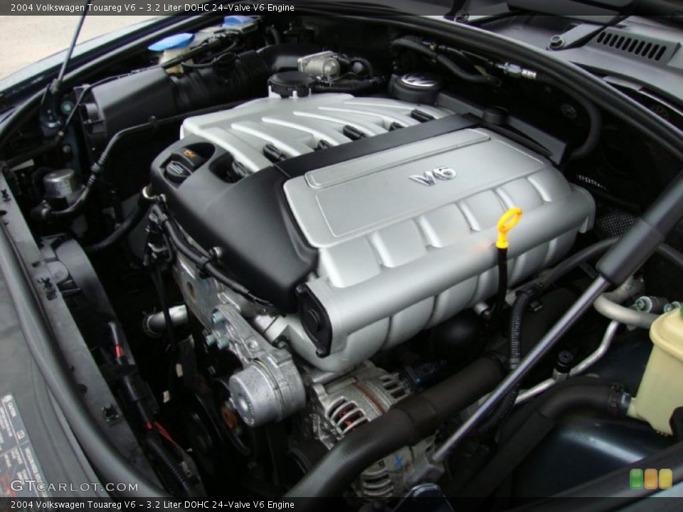 3.2 Liter DOHC 24-Valve V6 Engine for the 2004 Volkswagen Touareg #38723931