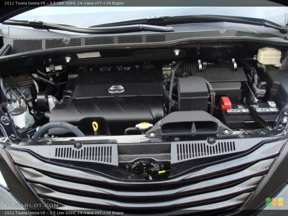 3.5 Liter DOHC 24-Valve VVT-i V6 Engine for the 2011 Toyota Sienna #38789618