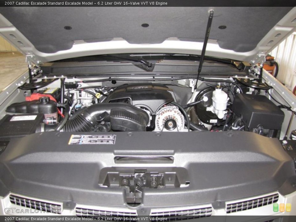 6.2 Liter OHV 16-Valve VVT V8 Engine for the 2007 Cadillac Escalade #39029967