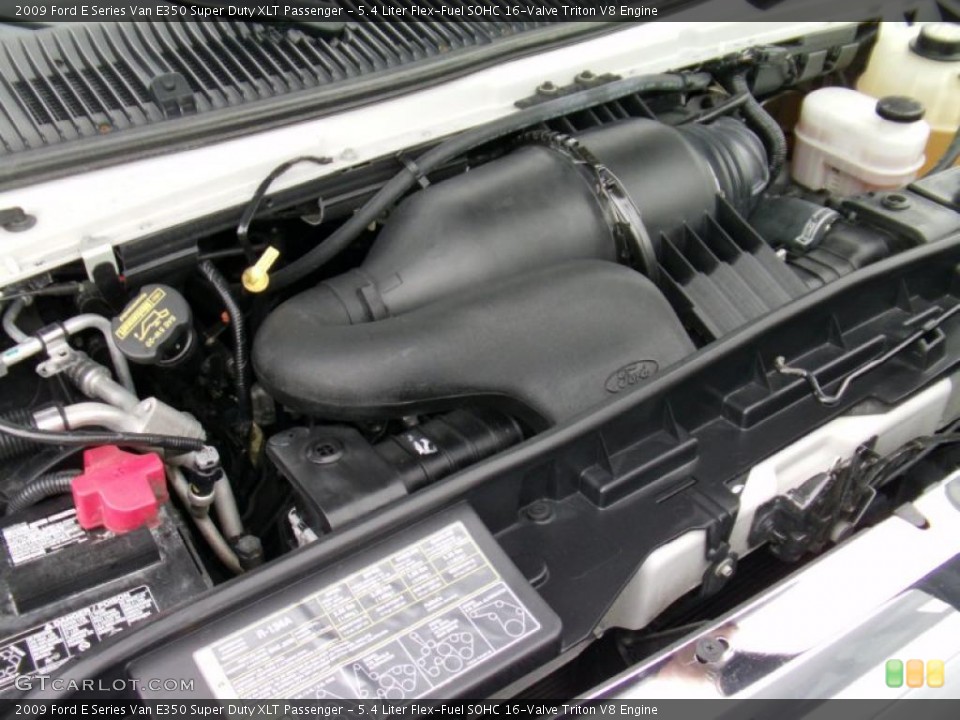 5.4 Liter Flex-Fuel SOHC 16-Valve Triton V8 2009 Ford E Series Van Engine
