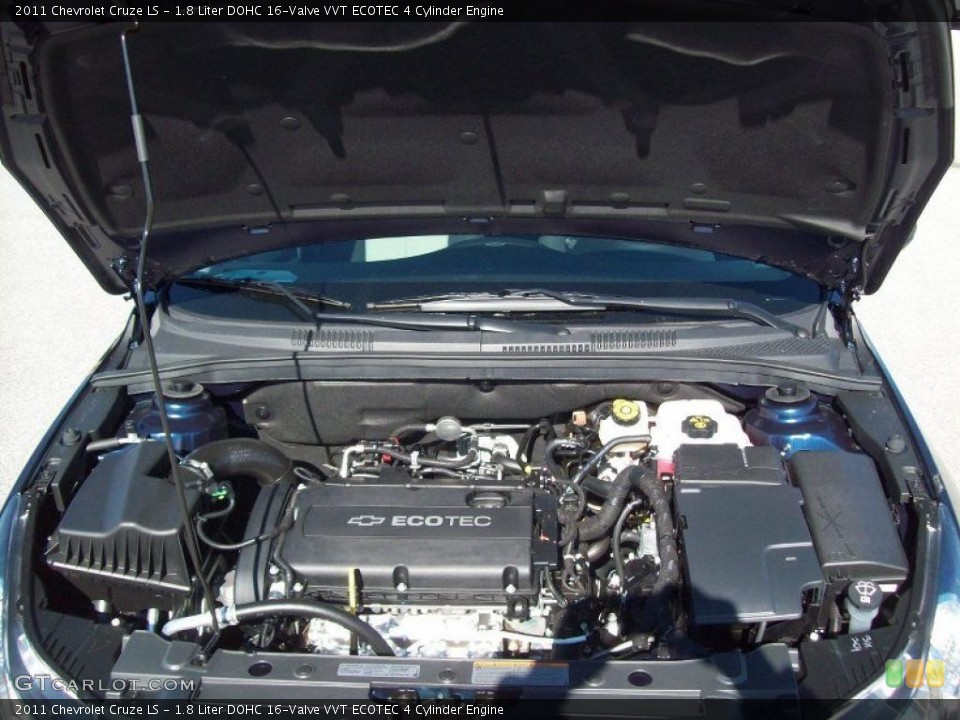 1.8 Liter DOHC 16-Valve VVT ECOTEC 4 Cylinder Engine for the 2011 Chevrolet Cruze #39073275