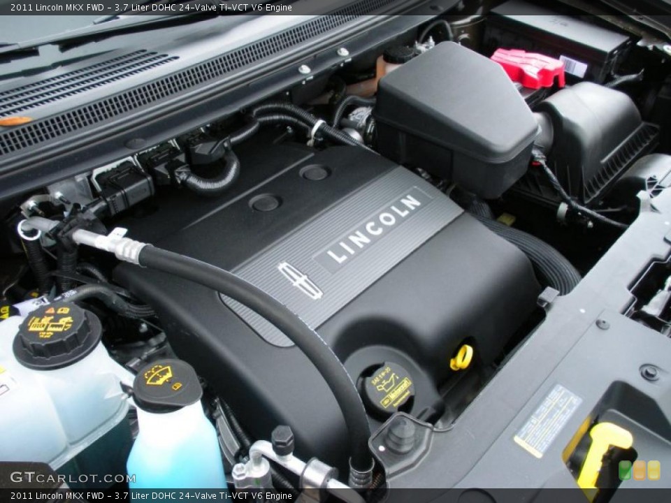 3.7 Liter DOHC 24-Valve Ti-VCT V6 Engine for the 2011 Lincoln MKX #39165146