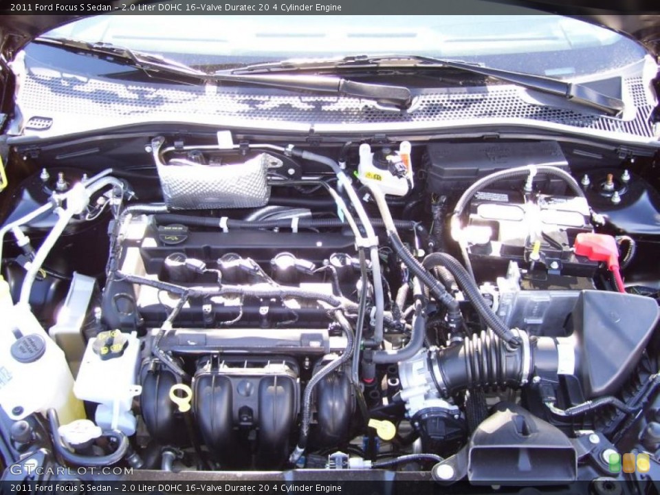2.0 Liter DOHC 16-Valve Duratec 20 4 Cylinder 2011 Ford Focus Engine