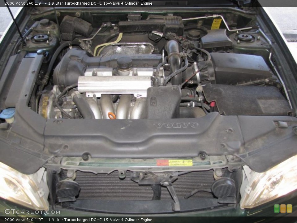 1.9 Liter Turbocharged DOHC 16-Valve 4 Cylinder Engine for the 2000 Volvo S40 #39322305