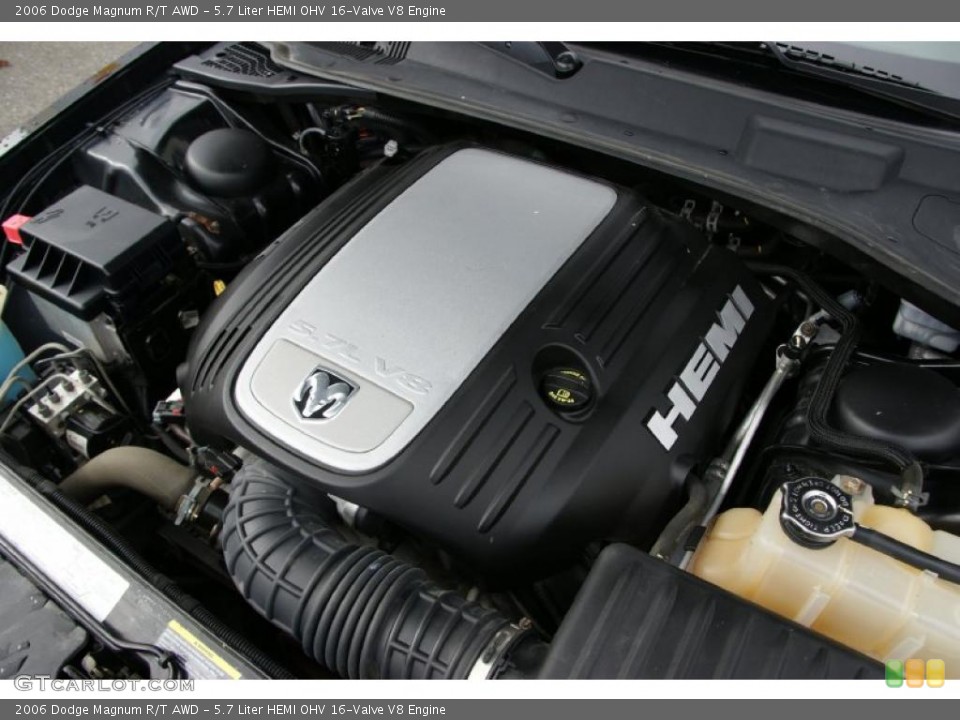 5.7 Liter HEMI OHV 16-Valve V8 Engine for the 2006 Dodge Magnum #39330520