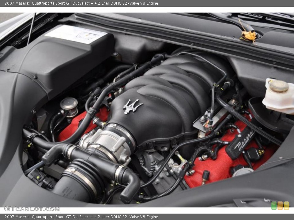 4.2 Liter DOHC 32-Valve V8 Engine for the 2007 Maserati Quattroporte #39356748