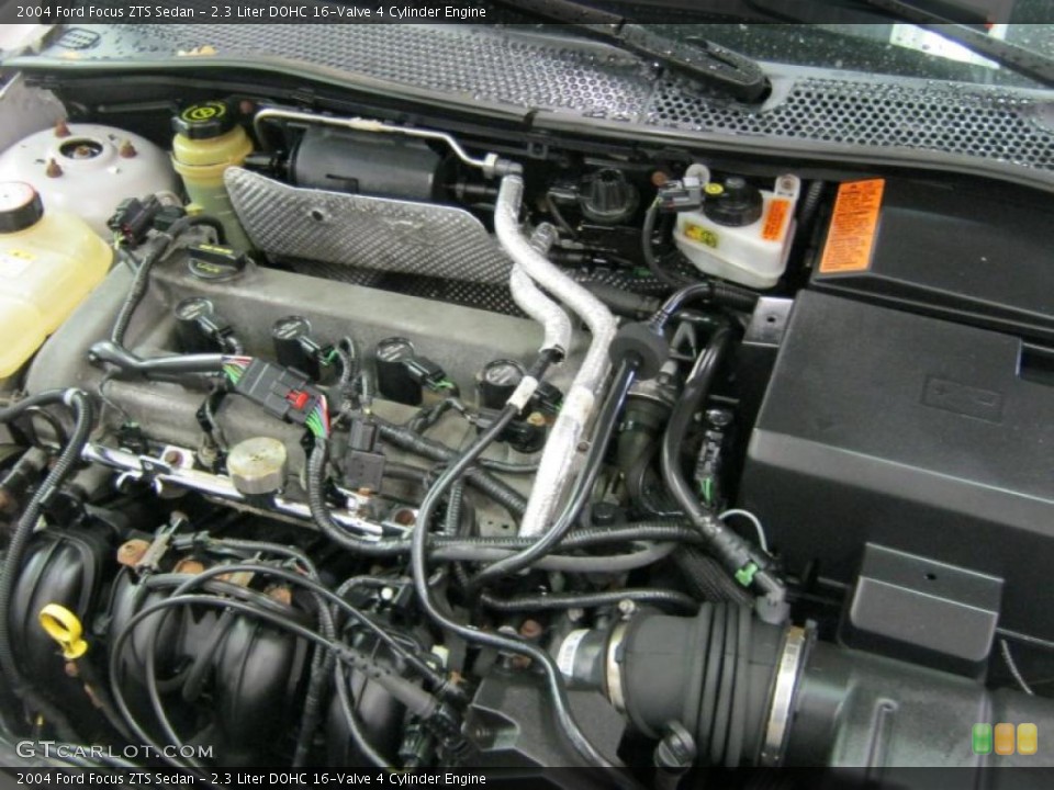 2.3 Liter DOHC 16-Valve 4 Cylinder Engine for the 2004 Ford Focus #39365484