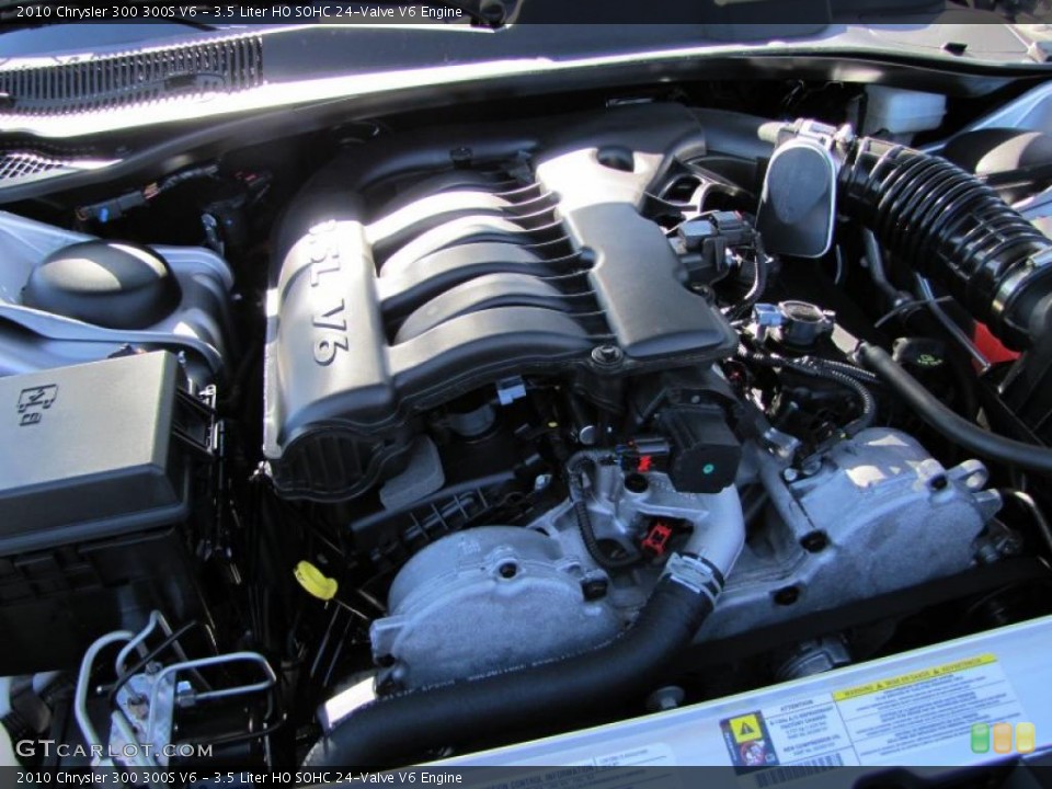 3.5 Liter HO SOHC 24-Valve V6 Engine for the 2010 Chrysler 300 #39432178