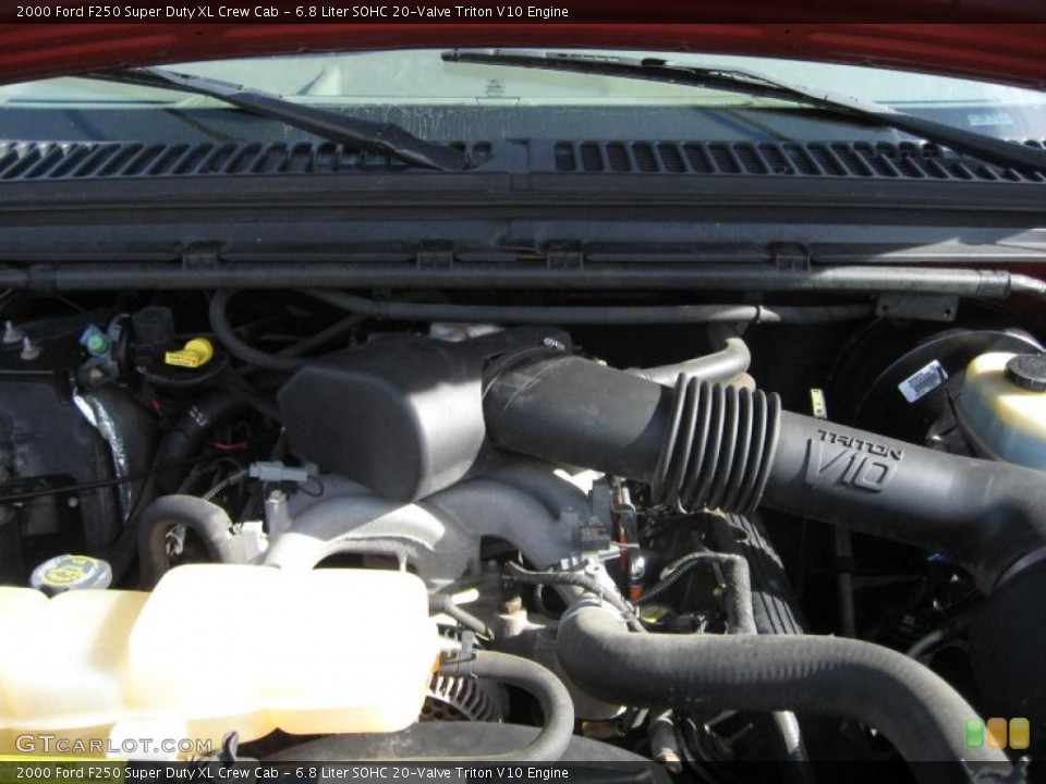 6.8 Liter SOHC 20-Valve Triton V10 Engine for the 2000 Ford F250 Super Duty #39487220