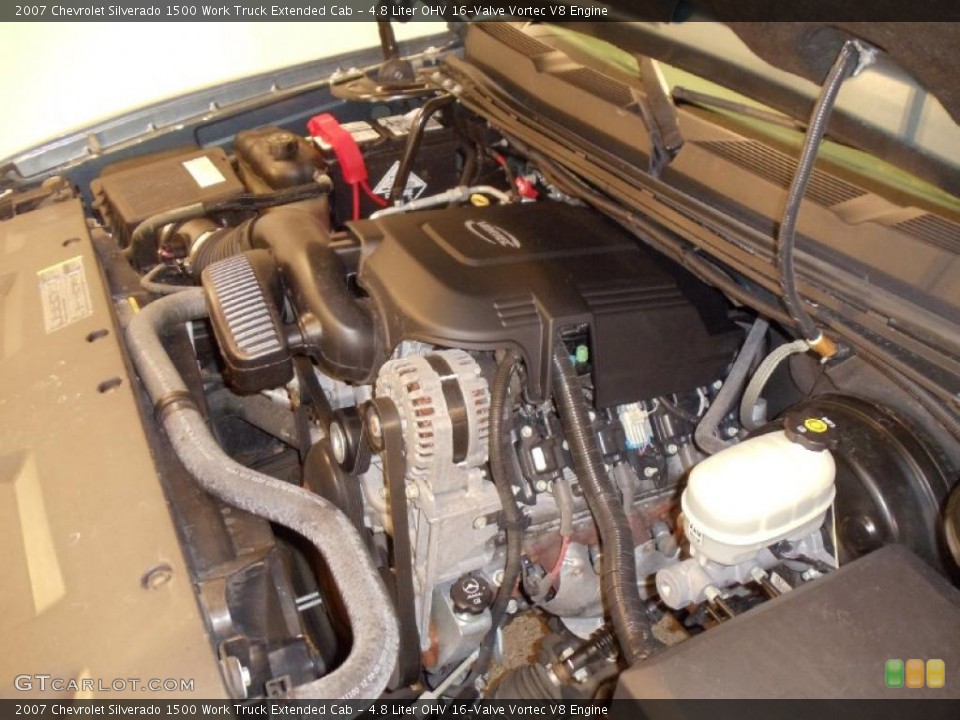 4.8 Liter OHV 16-Valve Vortec V8 Engine for the 2007 Chevrolet Silverado 1500 #39582537