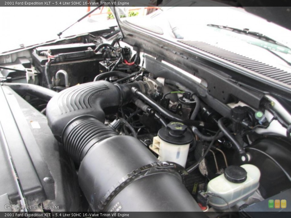 5.4 Liter SOHC 16-Valve Triton V8 Engine for the 2001 Ford Expedition #39885852