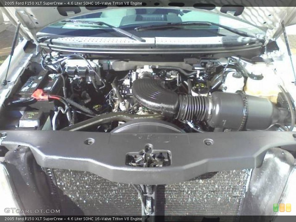 4.6 Liter SOHC 16-Valve Triton V8 Engine for the 2005 Ford F150 #39919847