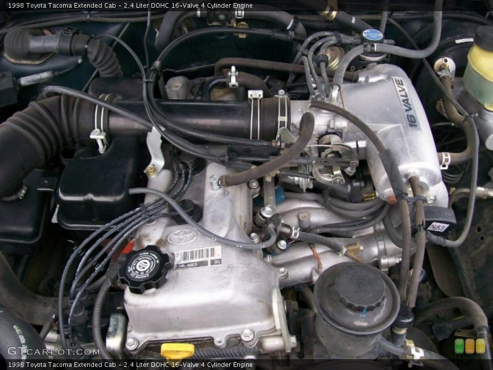 2.4 Liter DOHC 16-Valve 4 Cylinder 1998 Toyota Tacoma Engine