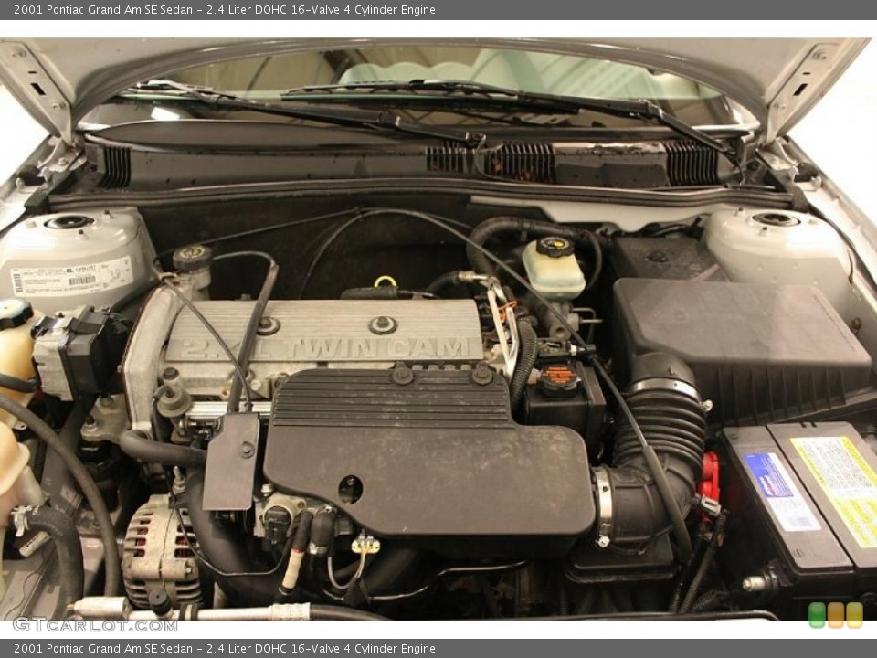 2.4 Liter DOHC 16-Valve 4 Cylinder Engine for the 2001 Pontiac Grand Am #40138845