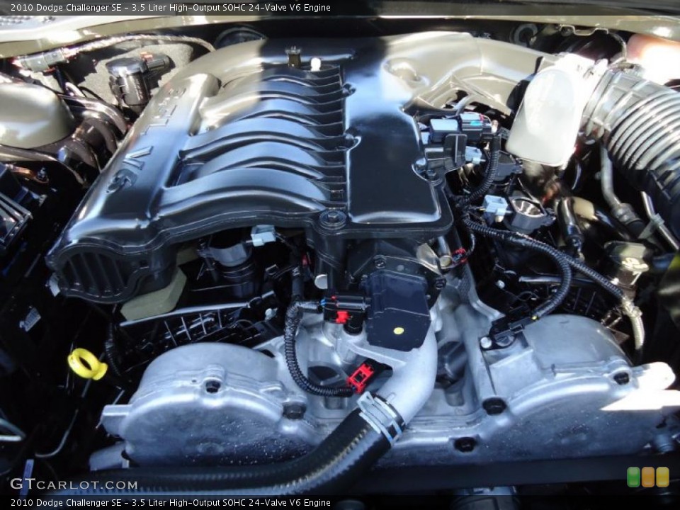 3.5 Liter High-Output SOHC 24-Valve V6 Engine for the 2010 Dodge Challenger #40159593