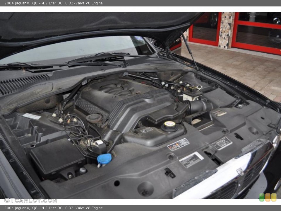 4.2 Liter DOHC 32-Valve V8 Engine for the 2004 Jaguar XJ #40254086