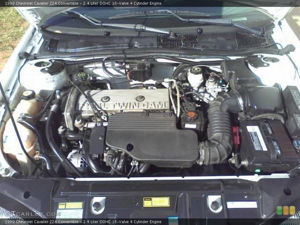 2.4 Liter DOHC 16-Valve 4 Cylinder 1999 Chevrolet Cavalier Engine