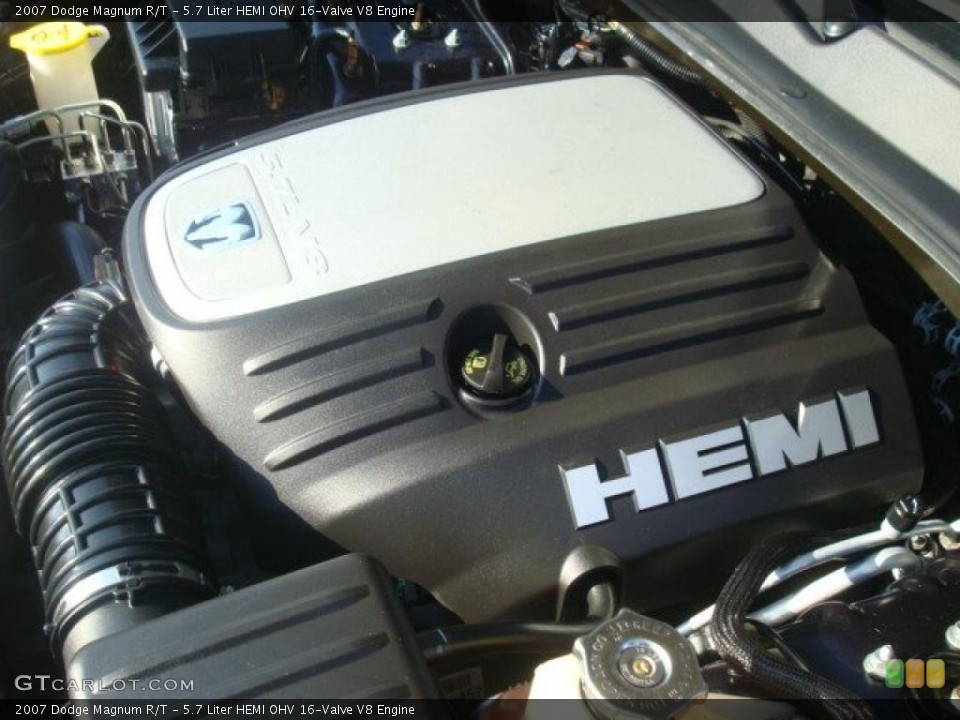 5.7 Liter HEMI OHV 16-Valve V8 Engine for the 2007 Dodge Magnum #40470615