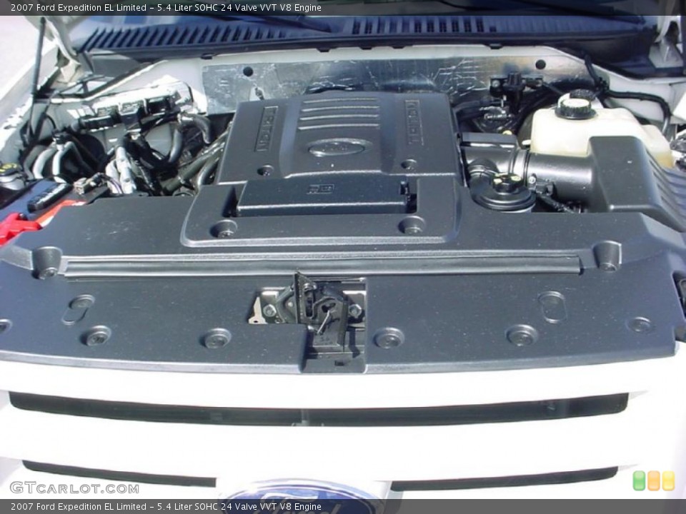 5.4 Liter SOHC 24 Valve VVT V8 Engine for the 2007 Ford Expedition #40474357
