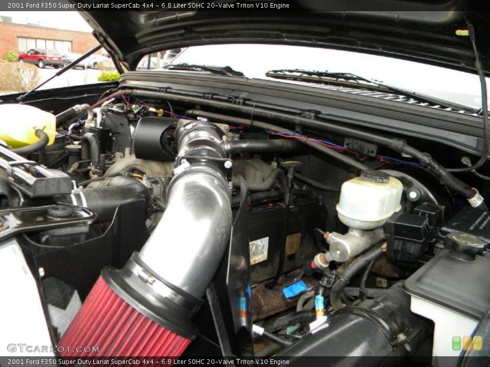 6.8 Liter SOHC 20-Valve Triton V10 Engine for the 2001 Ford F350 Super Duty #40630610