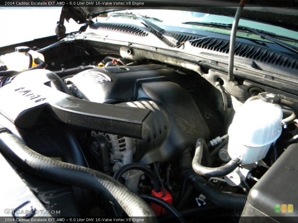 6.0 Liter OHV 16-Valve Vortec V8 Engine for the 2004 Cadillac Escalade #40638494