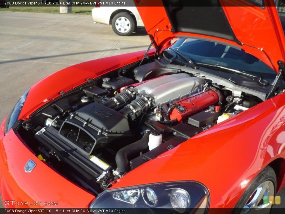 8.4 Liter OHV 20-Valve VVT V10 Engine for the 2008 Dodge Viper #40723458