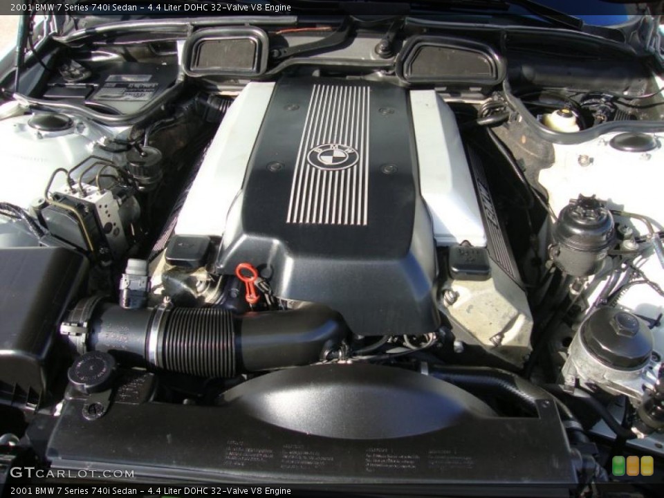4.4 Liter DOHC 32-Valve V8 Engine for the 2001 BMW 7 Series #41060539