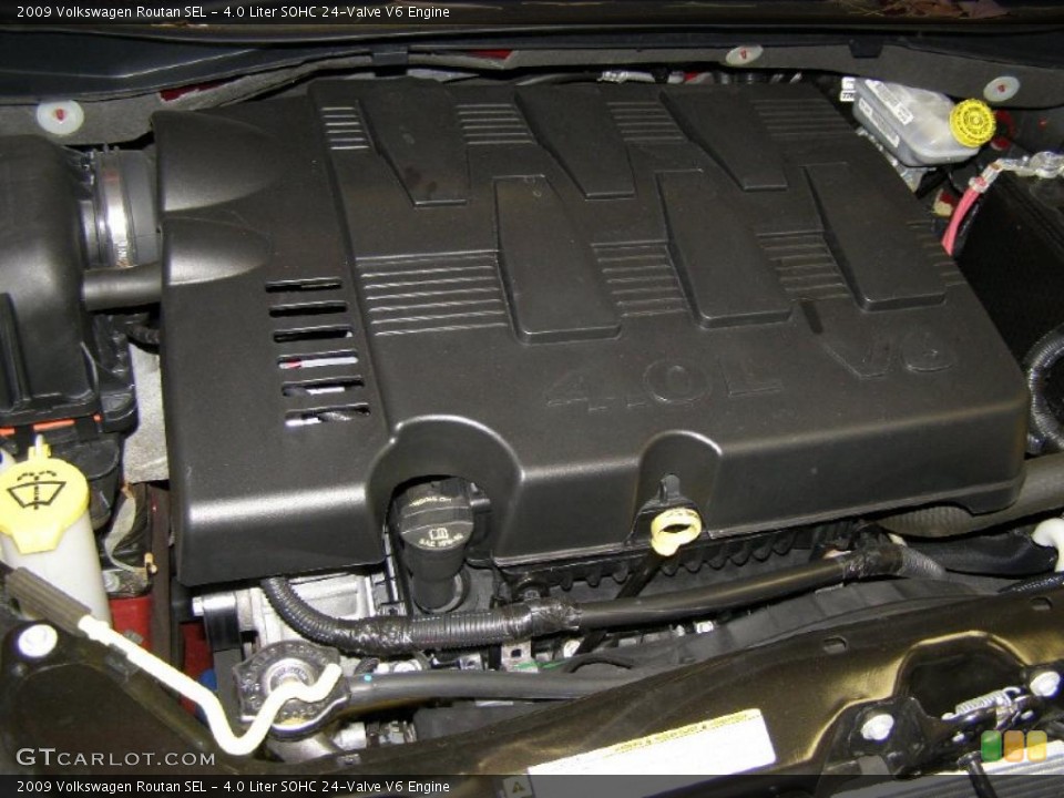 4.0 Liter SOHC 24-Valve V6 Engine for the 2009 Volkswagen Routan #41346651