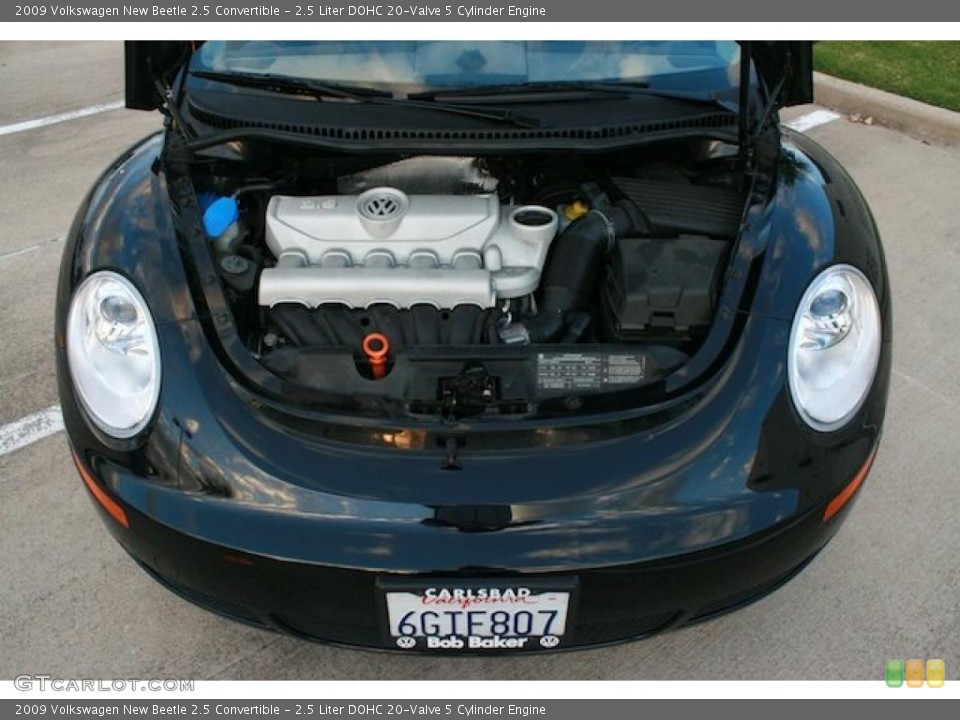 2.5 Liter DOHC 20-Valve 5 Cylinder Engine for the 2009 Volkswagen New Beetle #41402160