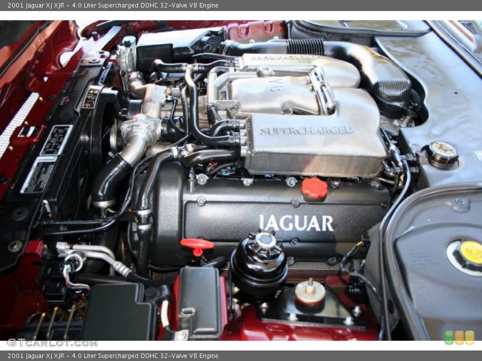 4.0 Liter Supercharged DOHC 32-Valve V8 2001 Jaguar XJ Engine