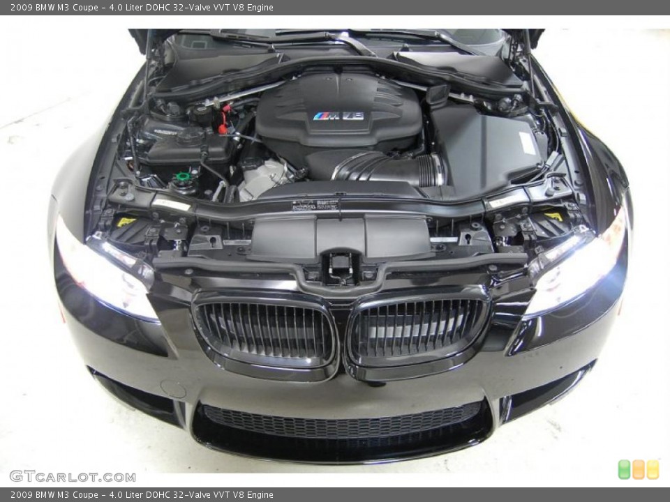 4.0 Liter DOHC 32-Valve VVT V8 Engine for the 2009 BMW M3 #41499758