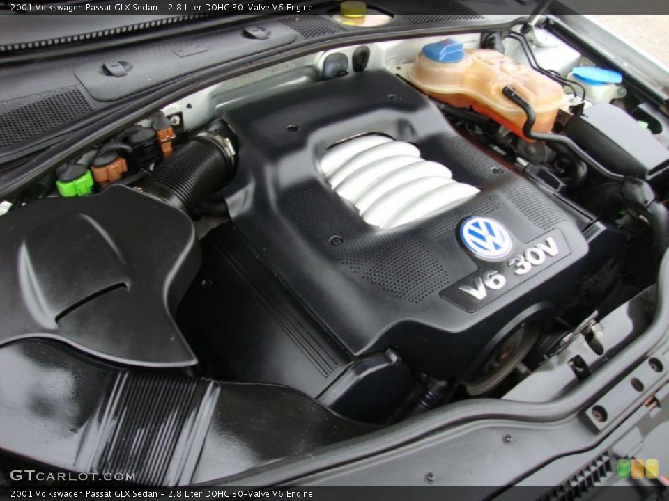 2.8 Liter DOHC 30-Valve V6 Engine for the 2001 Volkswagen Passat #41555890