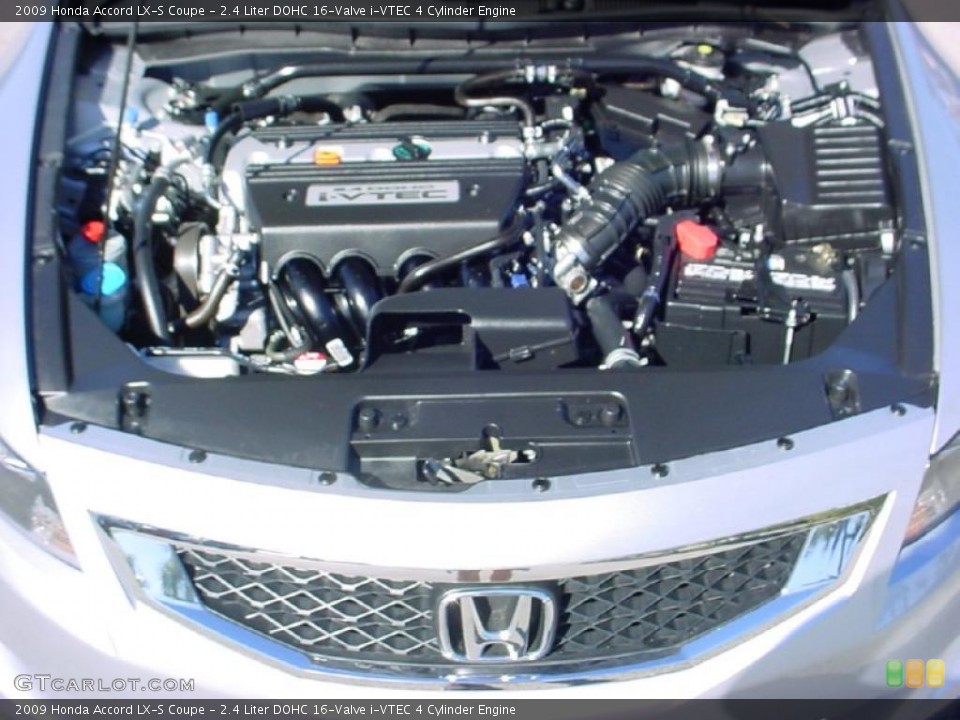 2.4 Liter DOHC 16-Valve i-VTEC 4 Cylinder Engine for the 2009 Honda Accord #41715430