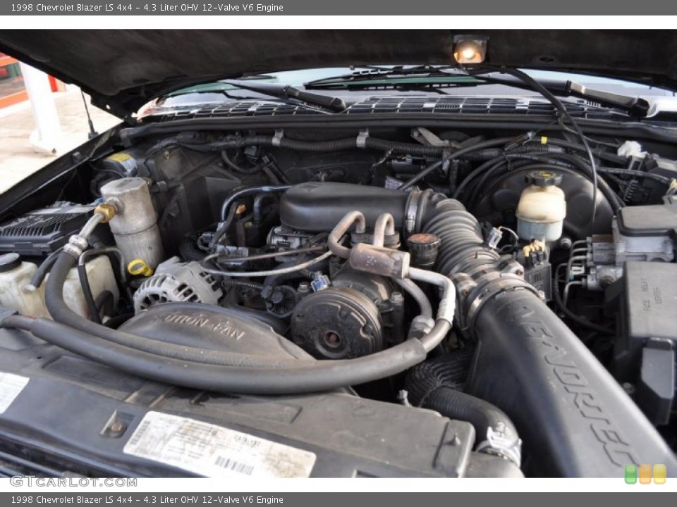 4.3 Liter OHV 12-Valve V6 Engine for the 1998 Chevrolet Blazer #41771541