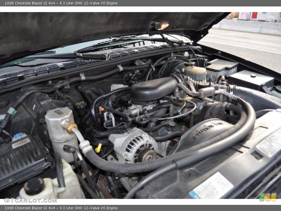 4.3 Liter OHV 12-Valve V6 Engine for the 1998 Chevrolet Blazer #41771557