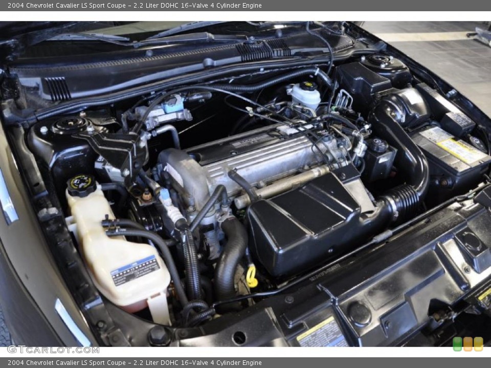 2.2 Liter DOHC 16-Valve 4 Cylinder Engine for the 2004 Chevrolet Cavalier #42076191