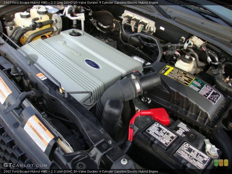 2.3 Liter DOHC 16-Valve Duratec 4 Cylinder Gasoline/Electric Hybrid Engine for the 2007 Ford Escape #42184012