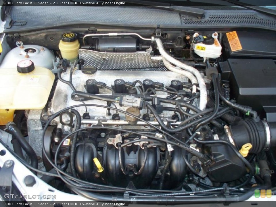 2.3 Liter DOHC 16-Valve 4 Cylinder 2003 Ford Focus Engine