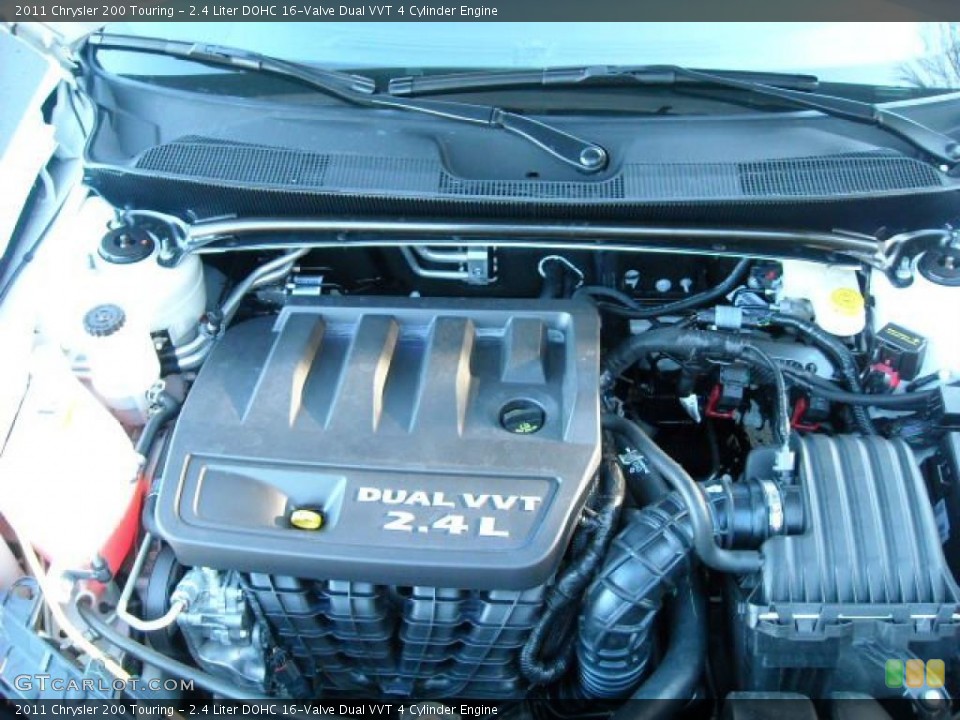 2.4 Liter DOHC 16-Valve Dual VVT 4 Cylinder Engine for the 2011 Chrysler 200 #42412024