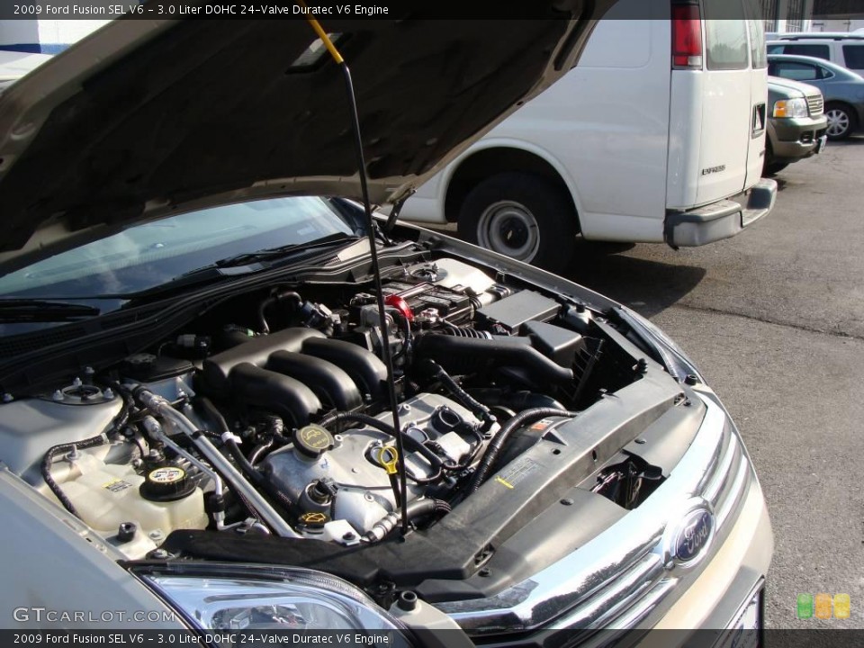 3.0 Liter DOHC 24-Valve Duratec V6 Engine for the 2009 Ford Fusion #4244122
