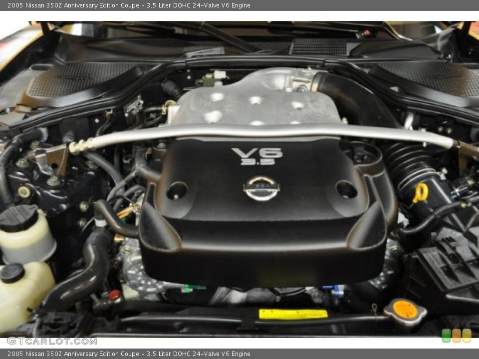 3.5 Liter DOHC 24-Valve V6 2005 Nissan 350Z Engine