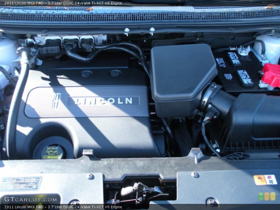 3.7 Liter DOHC 24-Valve Ti-VCT V6 Engine for the 2011 Lincoln MKX #42669878