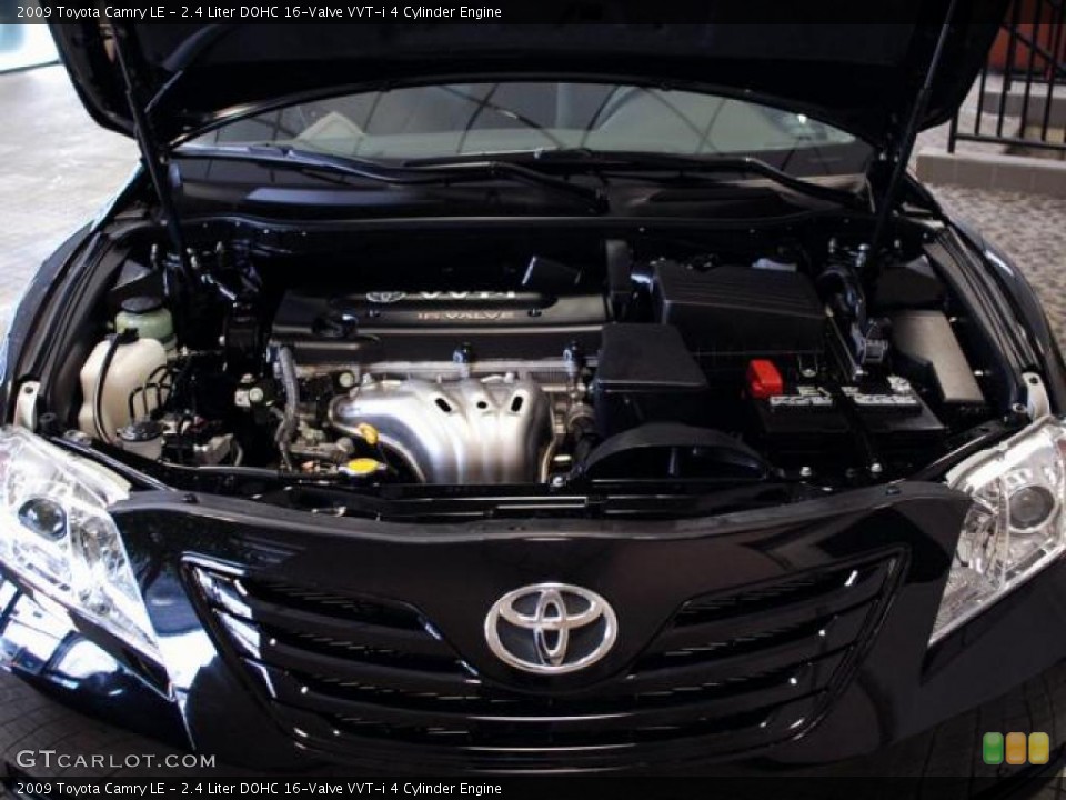 2.4 Liter DOHC 16-Valve VVT-i 4 Cylinder Engine for the 2009 Toyota Camry #42926120