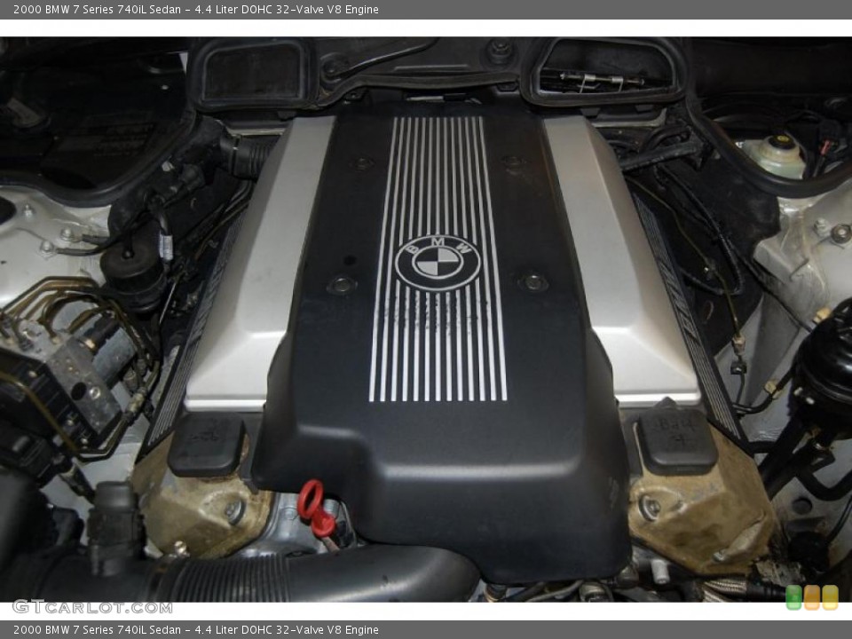 4.4 Liter DOHC 32-Valve V8 Engine for the 2000 BMW 7 Series #43645741