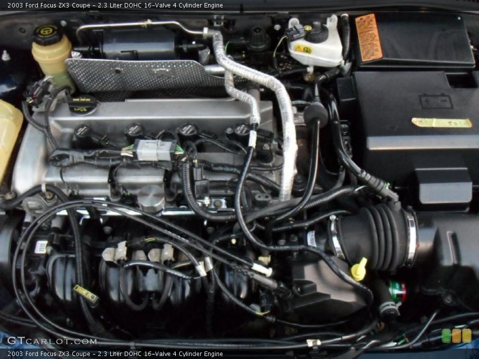 2.3 Liter DOHC 16-Valve 4 Cylinder Engine for the 2003 Ford Focus #44107310