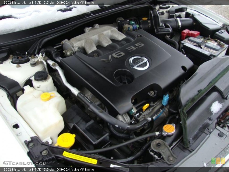 3.5 Liter DOHC 24-Valve V6 Engine for the 2002 Nissan Altima #44349078