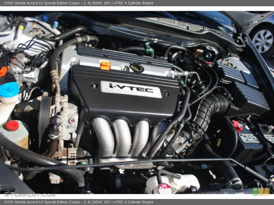 2.4L DOHC 16V i-VTEC 4 Cylinder Engine for the 2005 Honda Accord #44352058